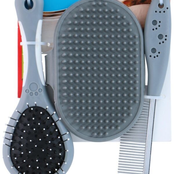 Pet Treatment Pet brush with hair remover